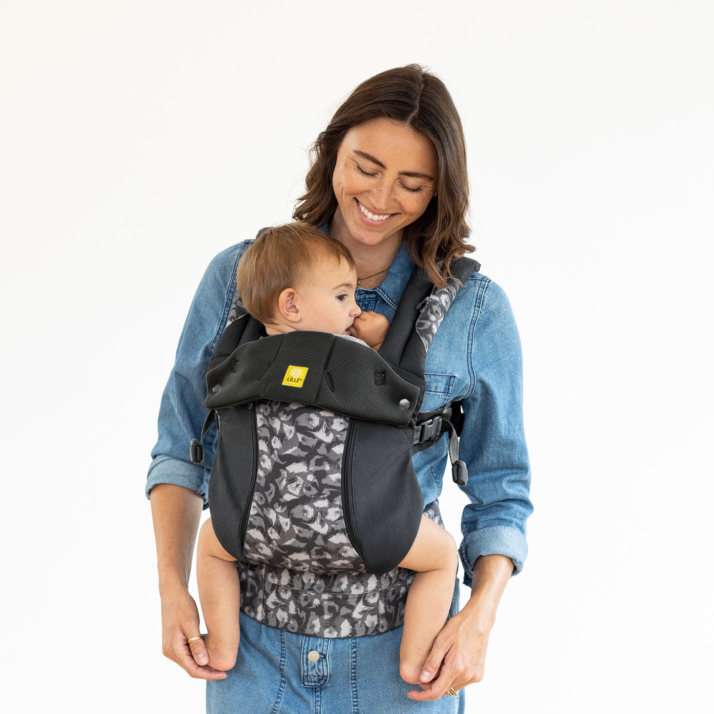 COMPLETE Carrier - All Seasons - Twilight Leopard - LÍLLÉbaby NZ