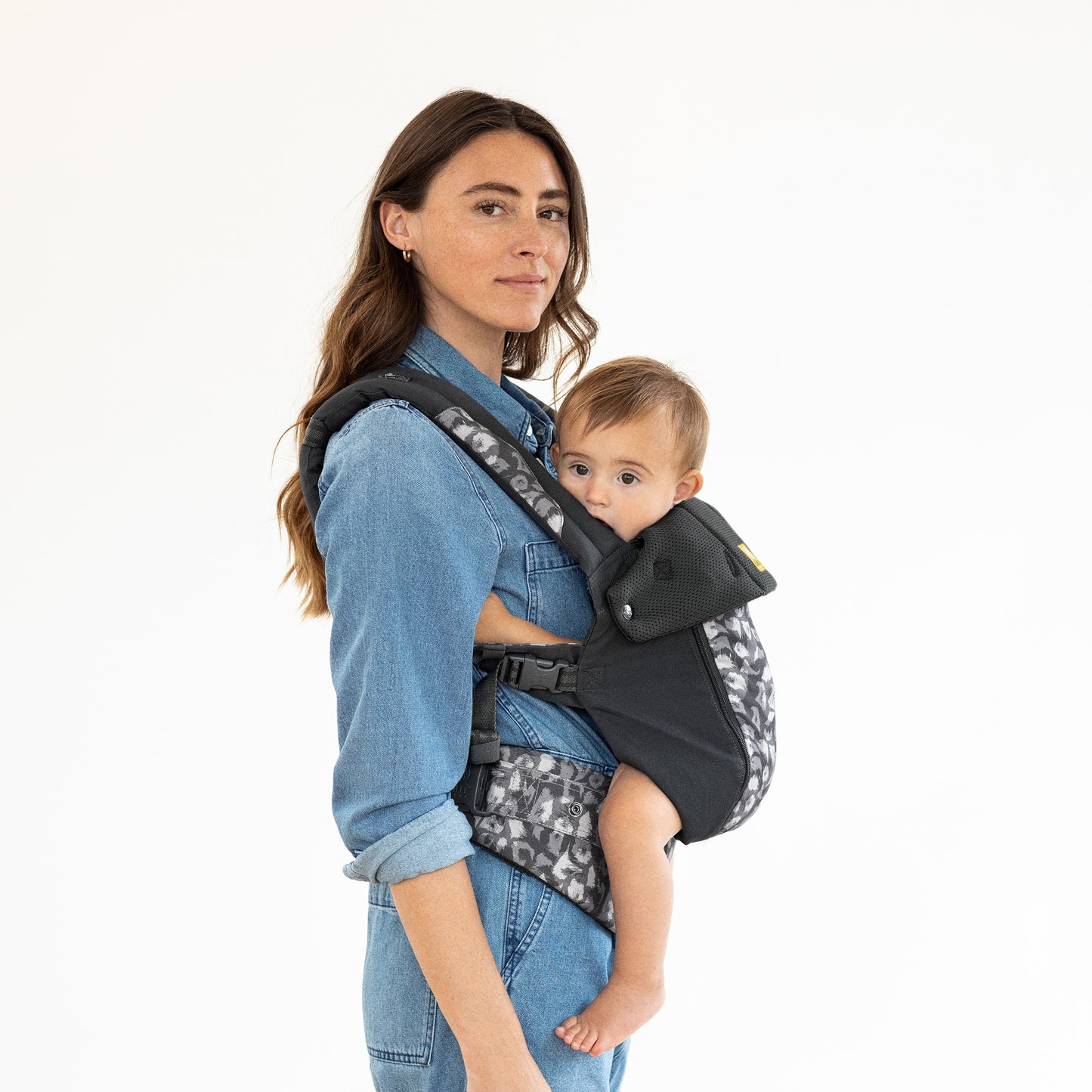 COMPLETE Carrier - All Seasons - Twilight Leopard - LÍLLÉbaby NZ